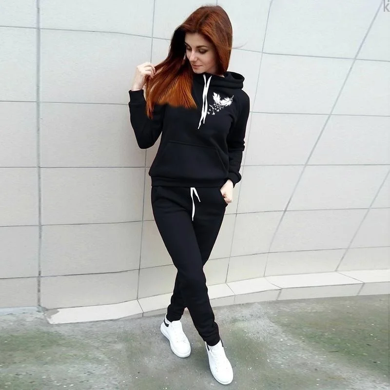 Two piece set of women's solid color sportswear, autumn casual printed long sleeved hooded+solid color sports pants set