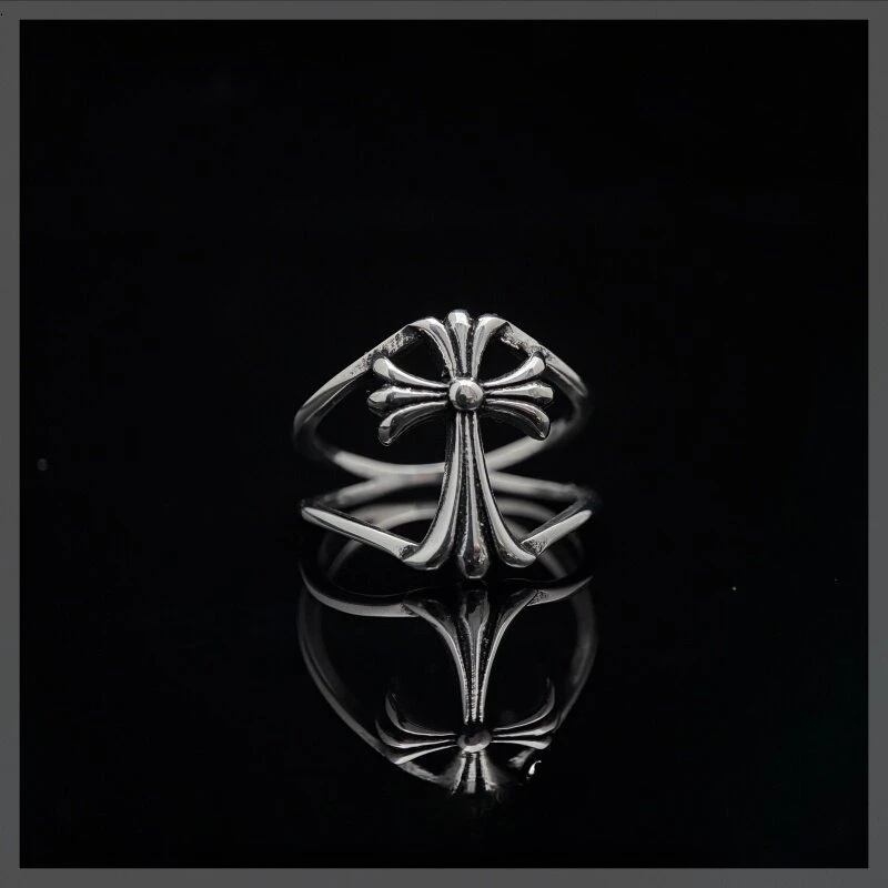 

Retro Hollow Cross Flower Titanium Steel Ring Couple Boys Women's Punk Niche Gothic Jewelry