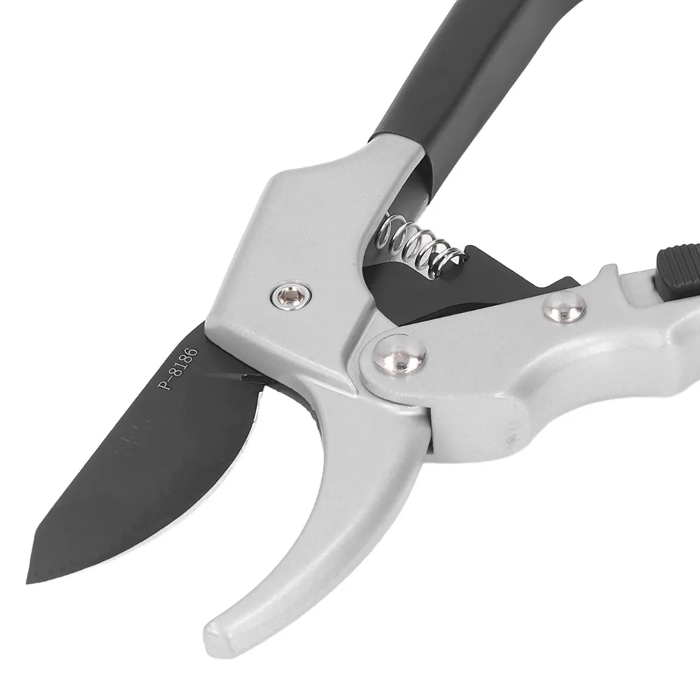 Durable Metal Pruning Shears Silver Sharp Blade Plant Trimming Tool Hand Operated Ergonomic Handle Garden Clippers