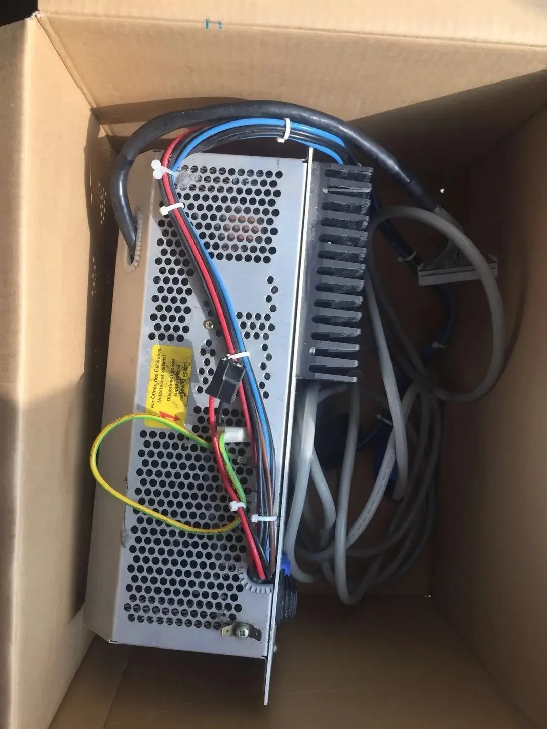 4008s neue Powerbox-Leistungsplatine