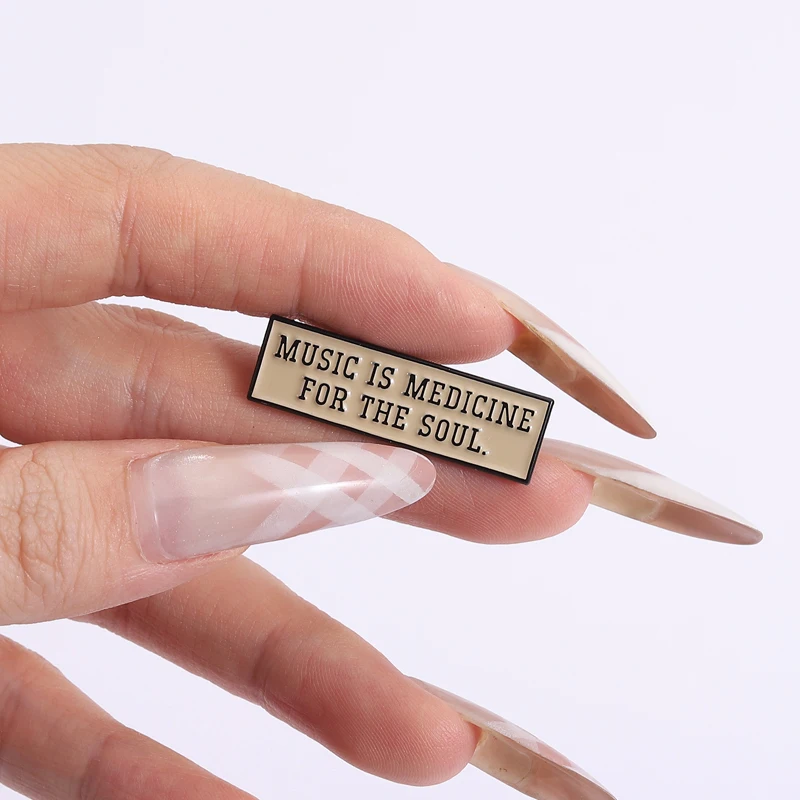 اقتباسات مخصصة المينا دبابيس الموسيقى هي الطب لموسيقى الروح هو علاجي دبابيس شارة التلبيب مجوهرات هدايا للأصدقاء #5