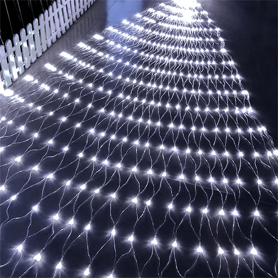 8 modi LED Mesh Fairy Garden Lights 2X2/3X2M Kerstslinger Gordijn Lichtslinger voor Outdoor Wedding Party Patio Tree Decor