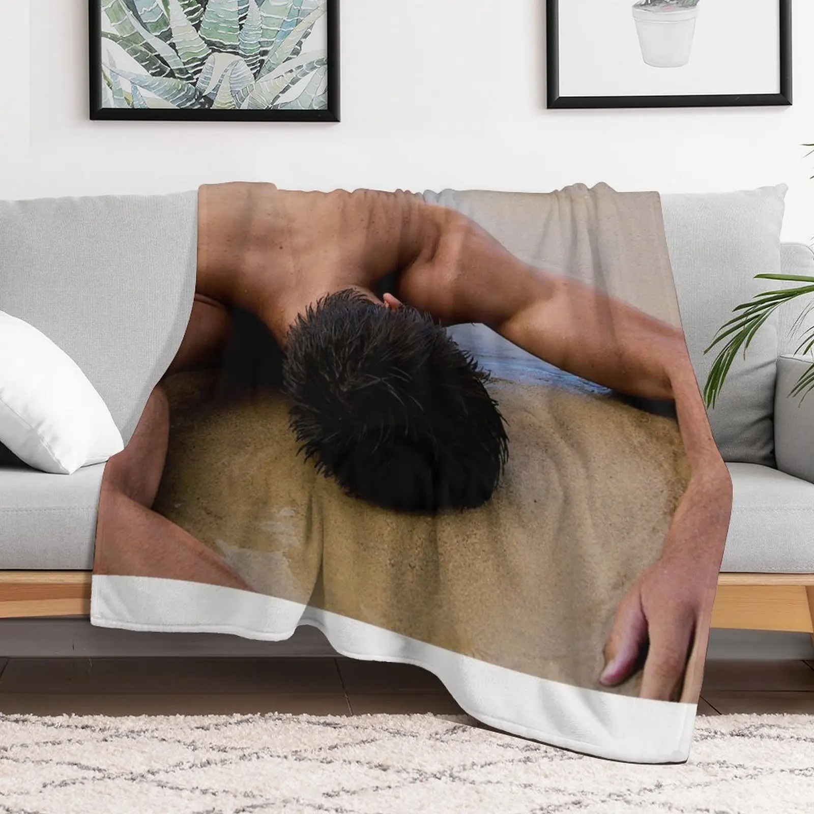 New shoulders on the beach Throw Blanket Stylish Couch Blanket for Home Living Room