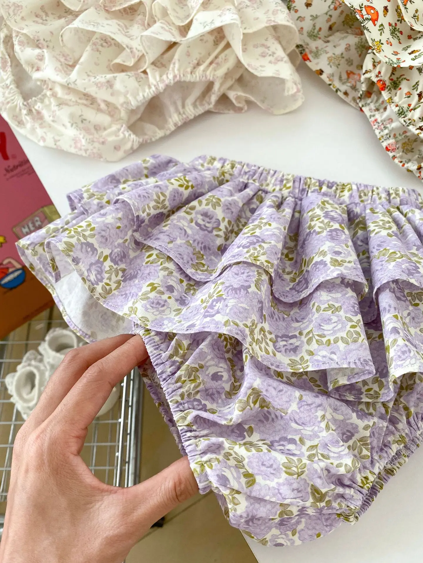 2024 Summer New Baby Girls Floral Bloomer Infant Cute Flower Fluffy Buttocks Pants Toddler Outwear shorts