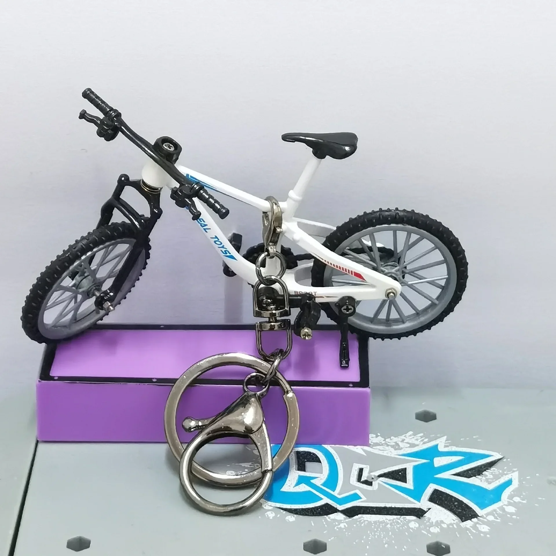 Keychain Finger Bicycle Keychain Jewelry Toy