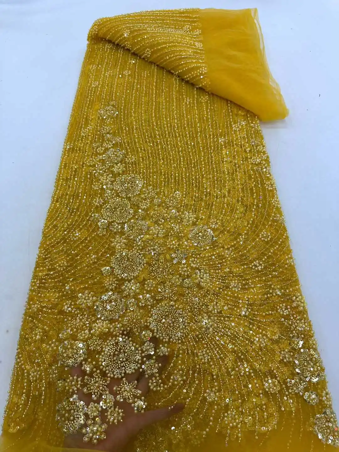 

Gold Lace Fabric 2025 High Quality Fashion Mesh Sequins Embroidery French Nigerian Beaded Lace Fabrics For Bridal Wedding Dress