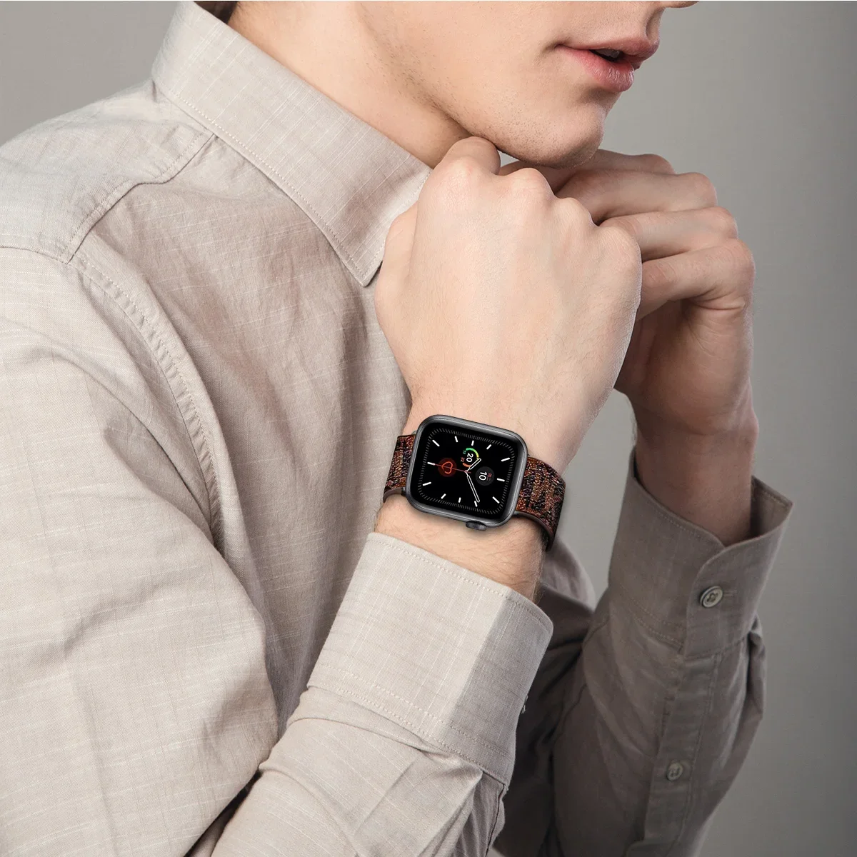 أشرطة ساعات فاخرة متوافقة مع سوار ساعة أبل 38 ملم 40 ملم 41 ملم 42 ملم 44 ملم 45 ملم، حزام جلدي كلاسيكي مصمم