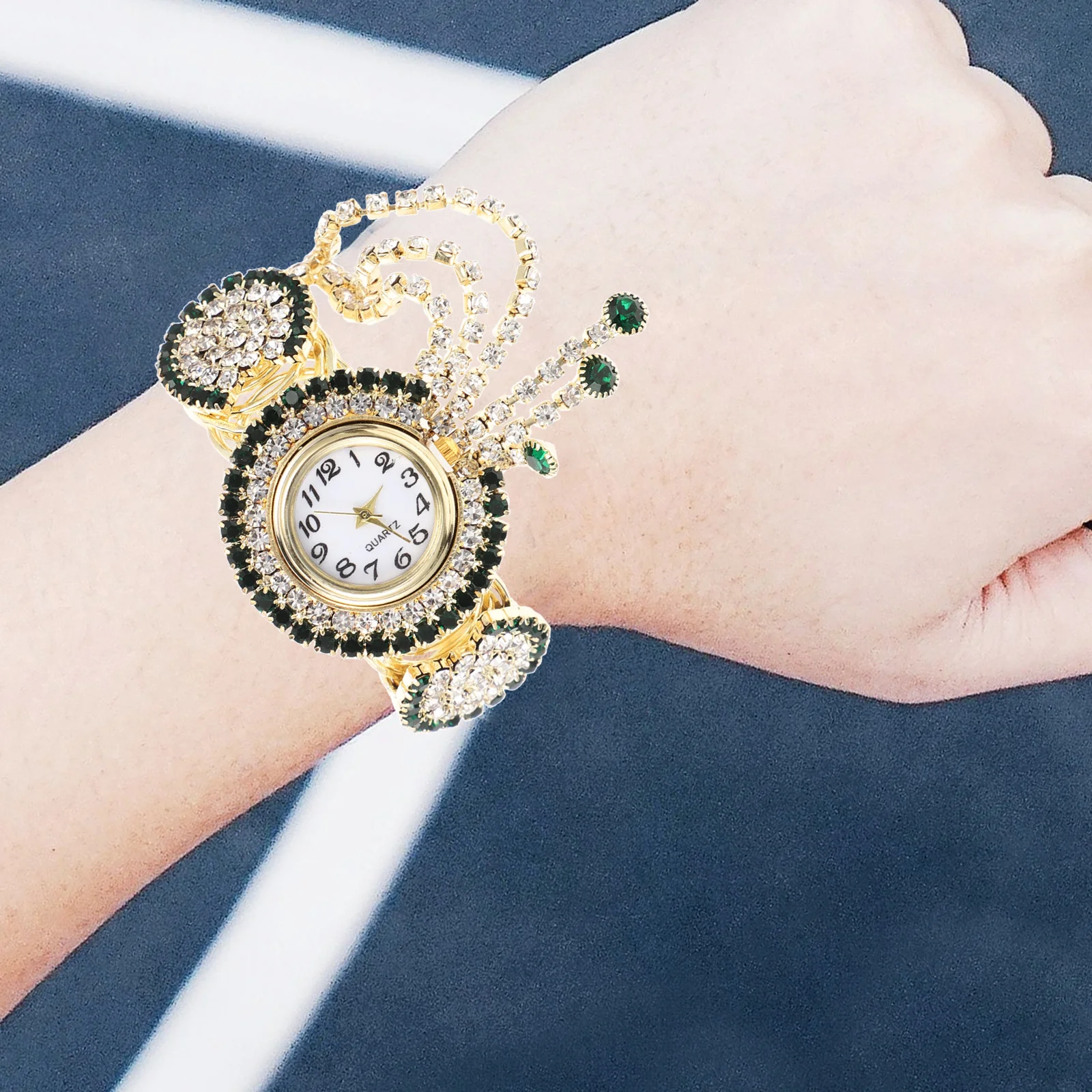 

Ladies Quartz Watch Women Fancy Alloy Bling Simple Bracelet Wrist Watches Daily Life Elegant Long Durability Grade Material