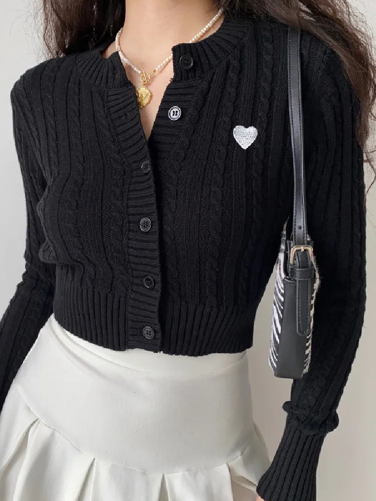 Women Cable Twist Knitted Cardigan With Embroidery Heart Patch 100% Cotton Round Collar Center Buttons Sweater Jumper 5 colors