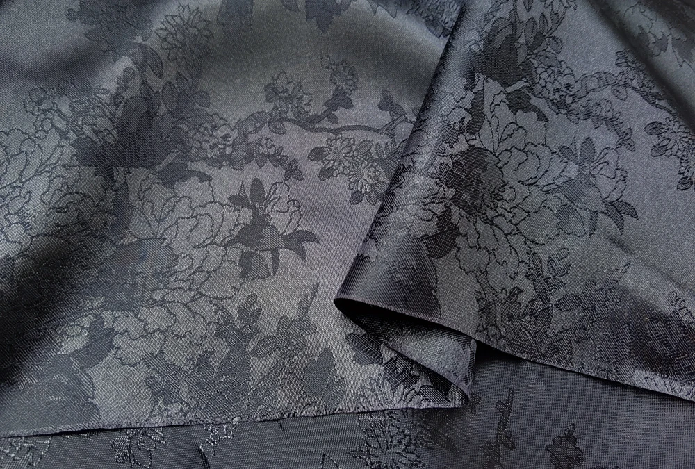 1 Meter x 1,48 Meter eleganter, naturweißer Jacquard-Satin-Stoff aus weichem Polyester für Schal, Kimono, Futter – Detail 17