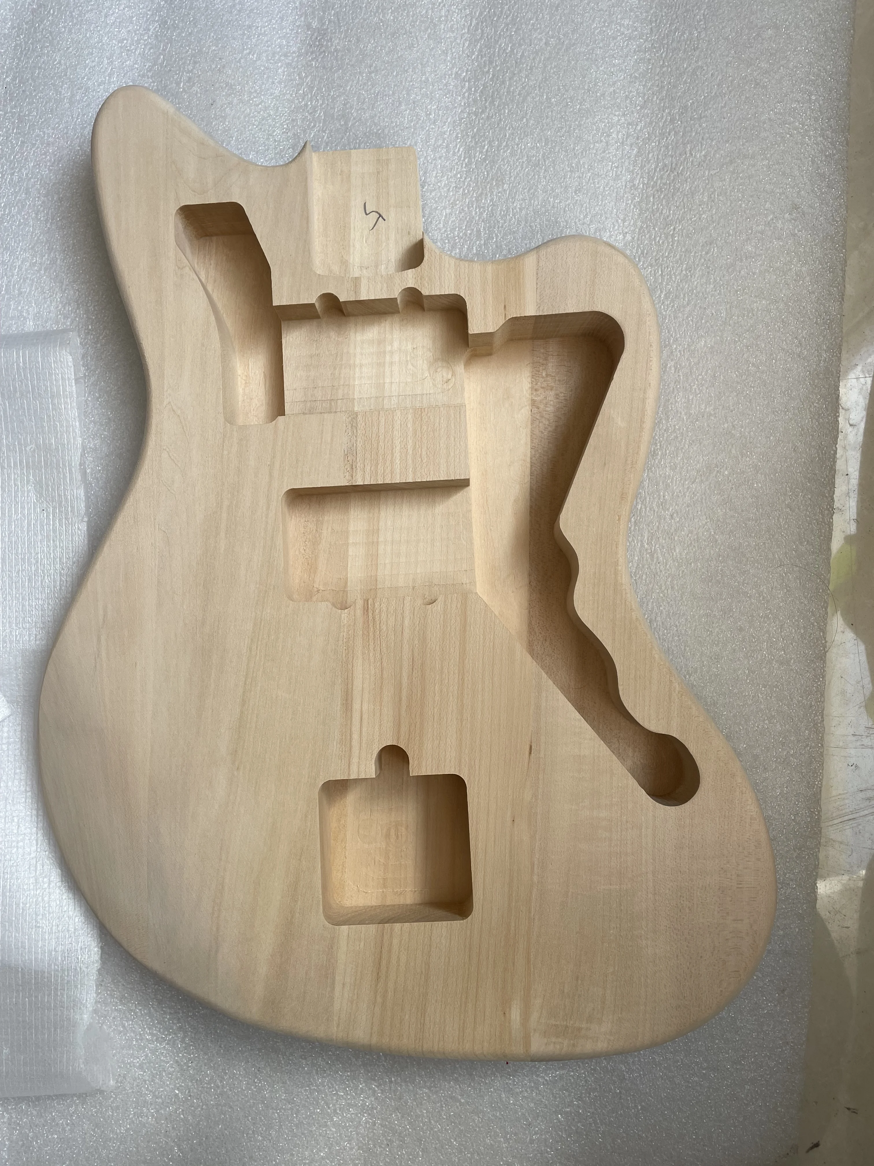 DIY Electric Guitar Body Unfinished Basswood Blank Barrel Replacement, JM Style Guitar Part, with Pickguard High Quality