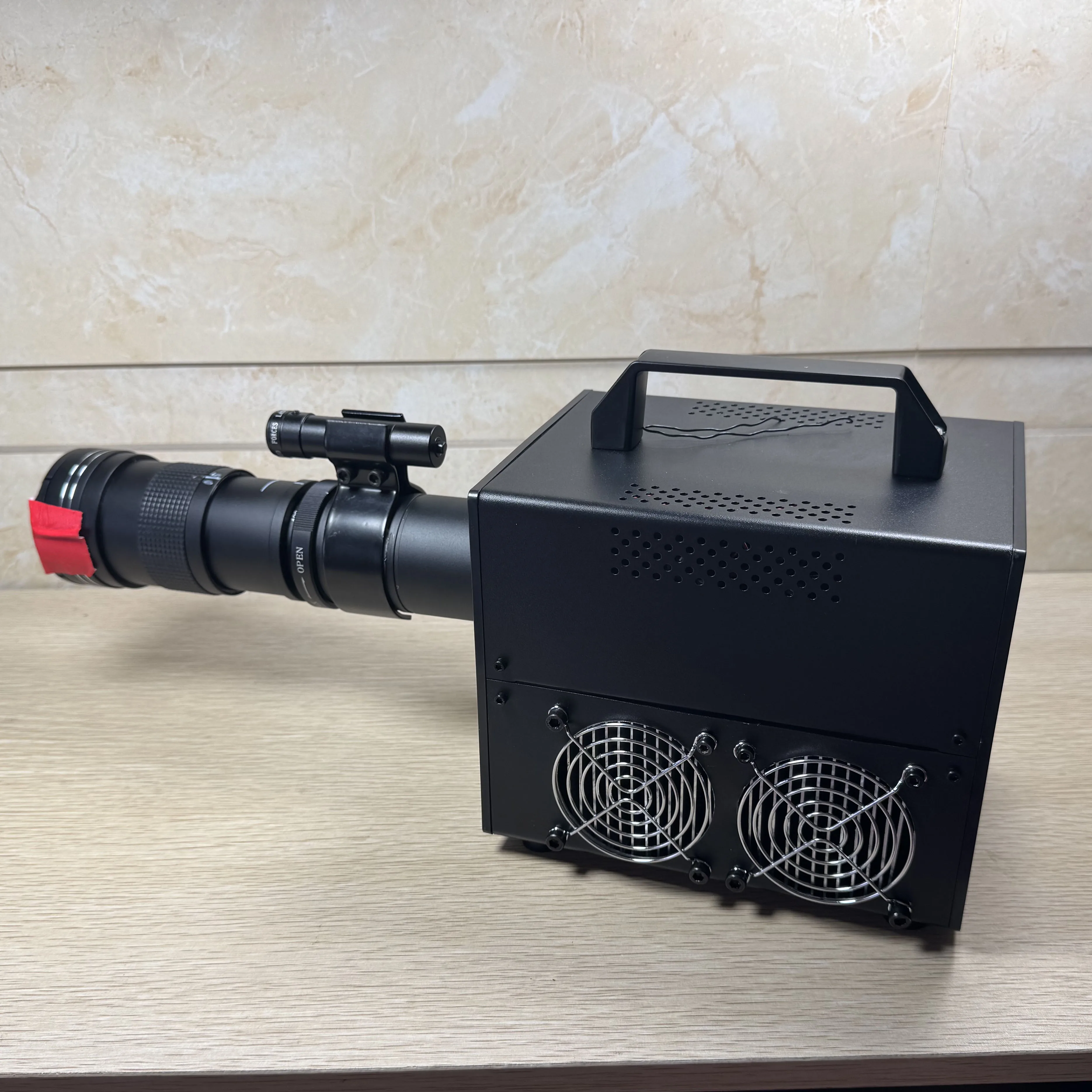 Campo di lavoro da 500 W 0-140 metri Macchine per la rimozione degli ostacoli laser Sorgente della pompa personalizzata Carta combustibile laser fai-da-te che brucia legno