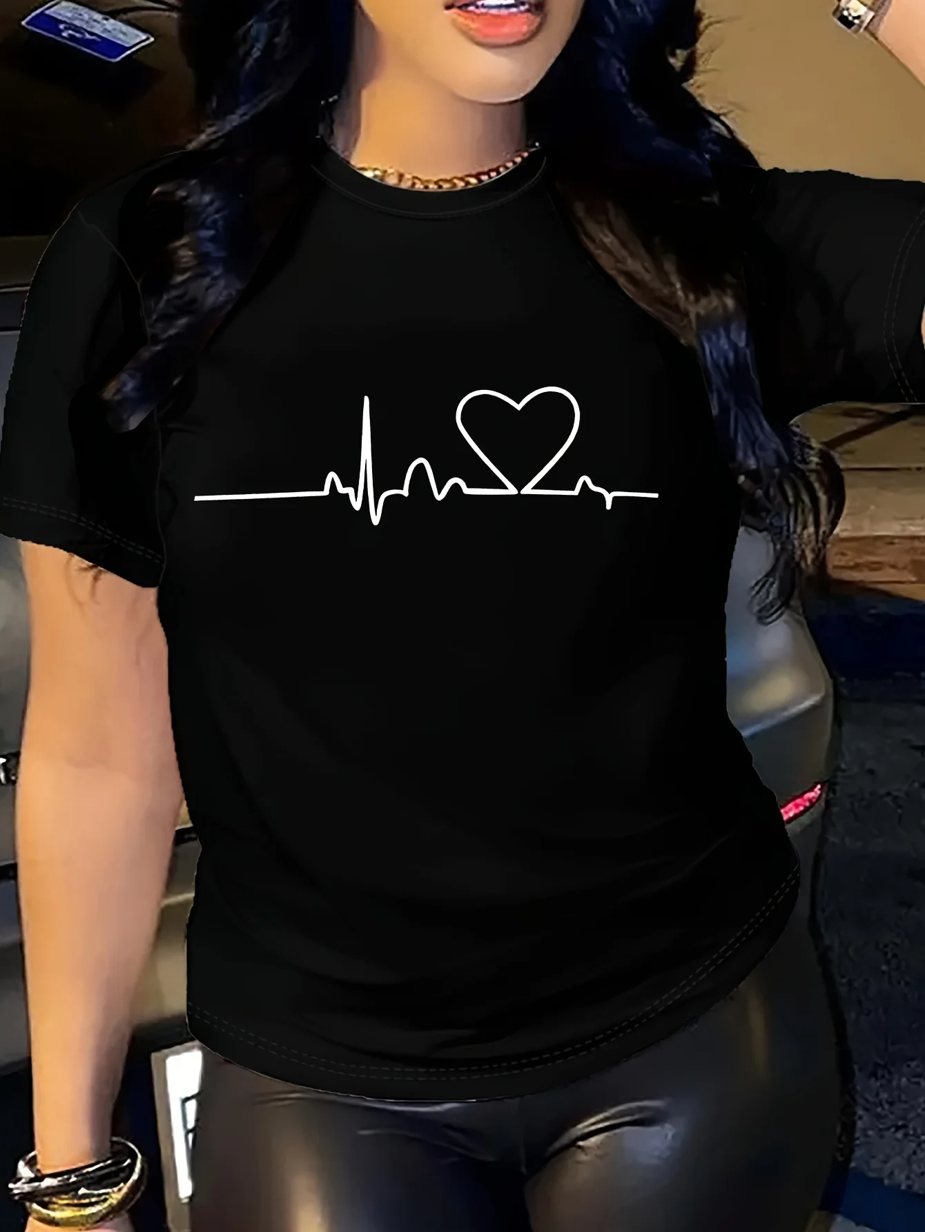 Heart Print T-shirt Short Sleeve Crew Neck Casual Top For Summer & Spring Women's Clothing  y2k top
