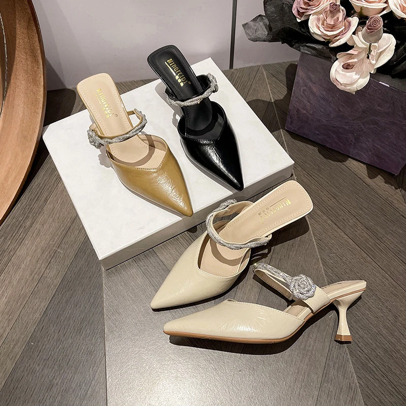 

Closed-toe mules2026New summer outdoor rhinestone stiletto high-heeled sandals for women with pointed toe, versatile style