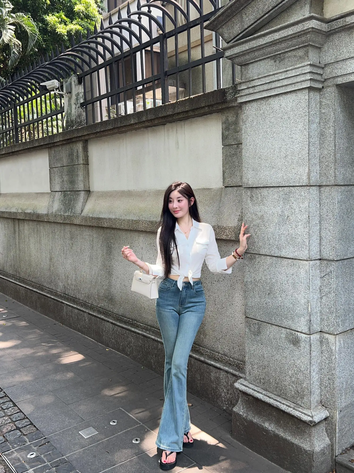 

Утягивающие повседневные широкие расклешенные джинсы с высокой талией, женские универсальные хлопковые эластичные джинсовые синие джинсы с высокой талией