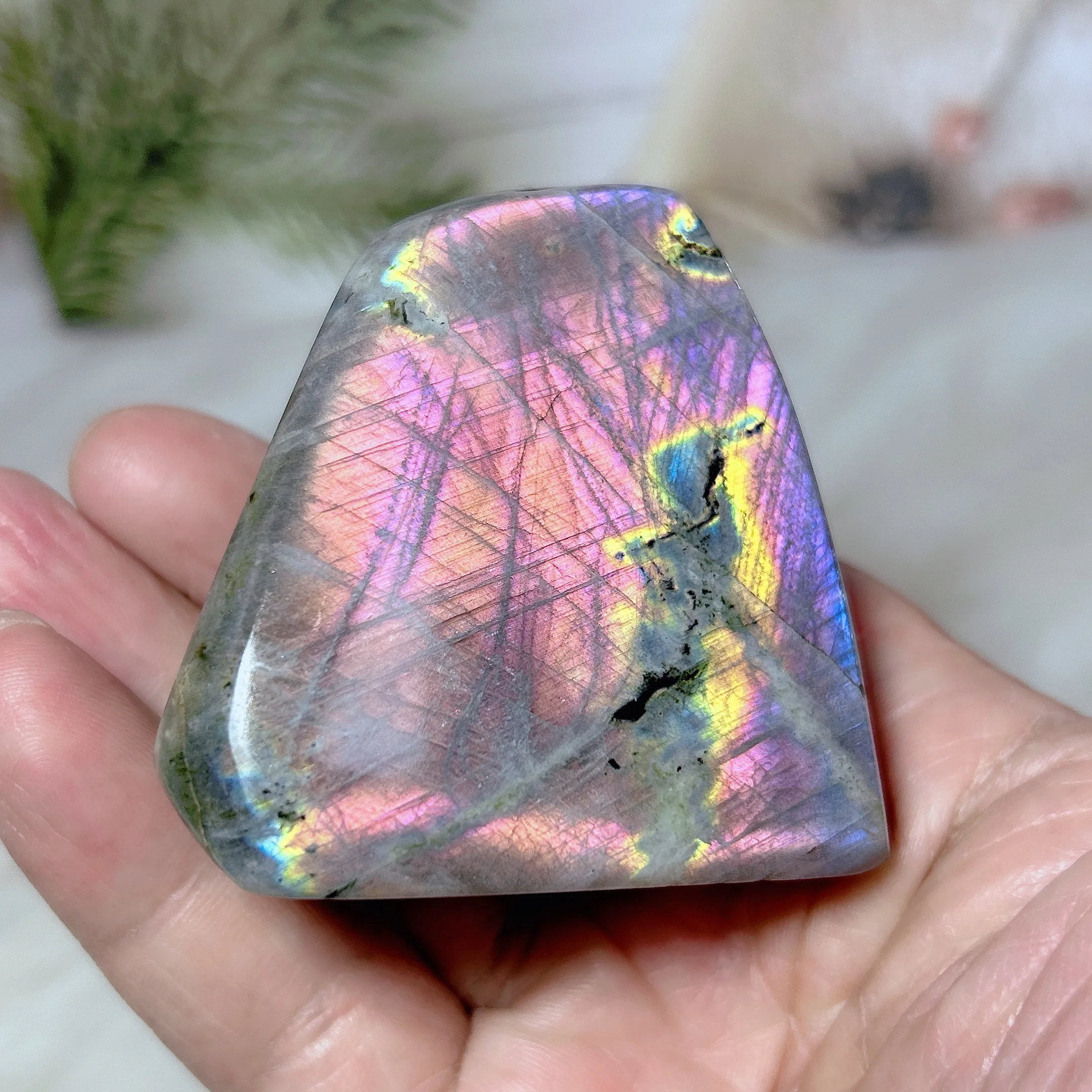 

Natural Crystal Purple Blue Labradorite Small Free Form Polished Mediation Decorating Healing High Quality Gift