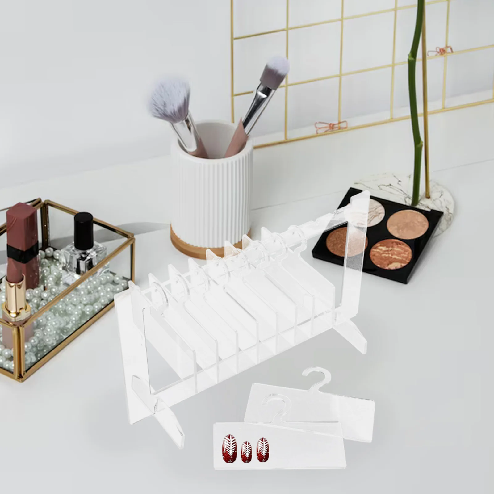 

Nail Display Board Hanger Shaped Organizer Stand Clear Acrylic Tips Holder for Salon Samples Nail Color Storage Tool Small