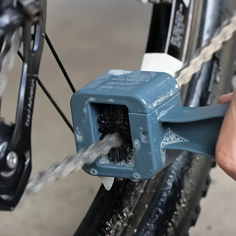 Plastic Chain Gear Grunge Wheel Brush Bicycle Chain Cleaning Brush Portable Bike Motorcycle Cleaning