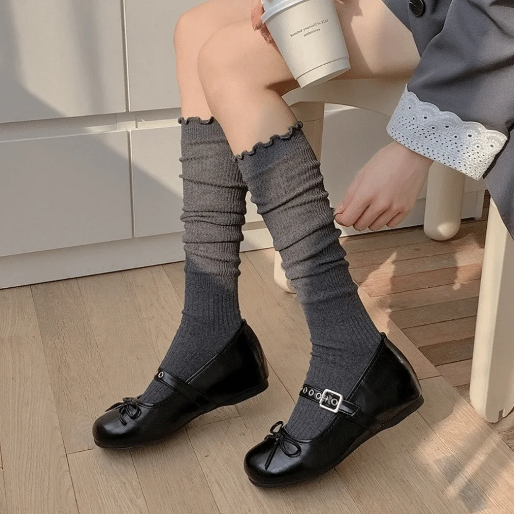 

Длинные носки в стиле Харадзюку в стиле Лолиты с оборками, теплые однотонные гольфы, чулки выше колена в вертикальную полоску, осень-зима