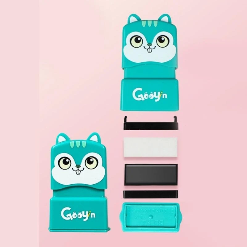 아동을위한 이름 도장은 안전하고 사용하기 쉬운 옷을 찍습니다.