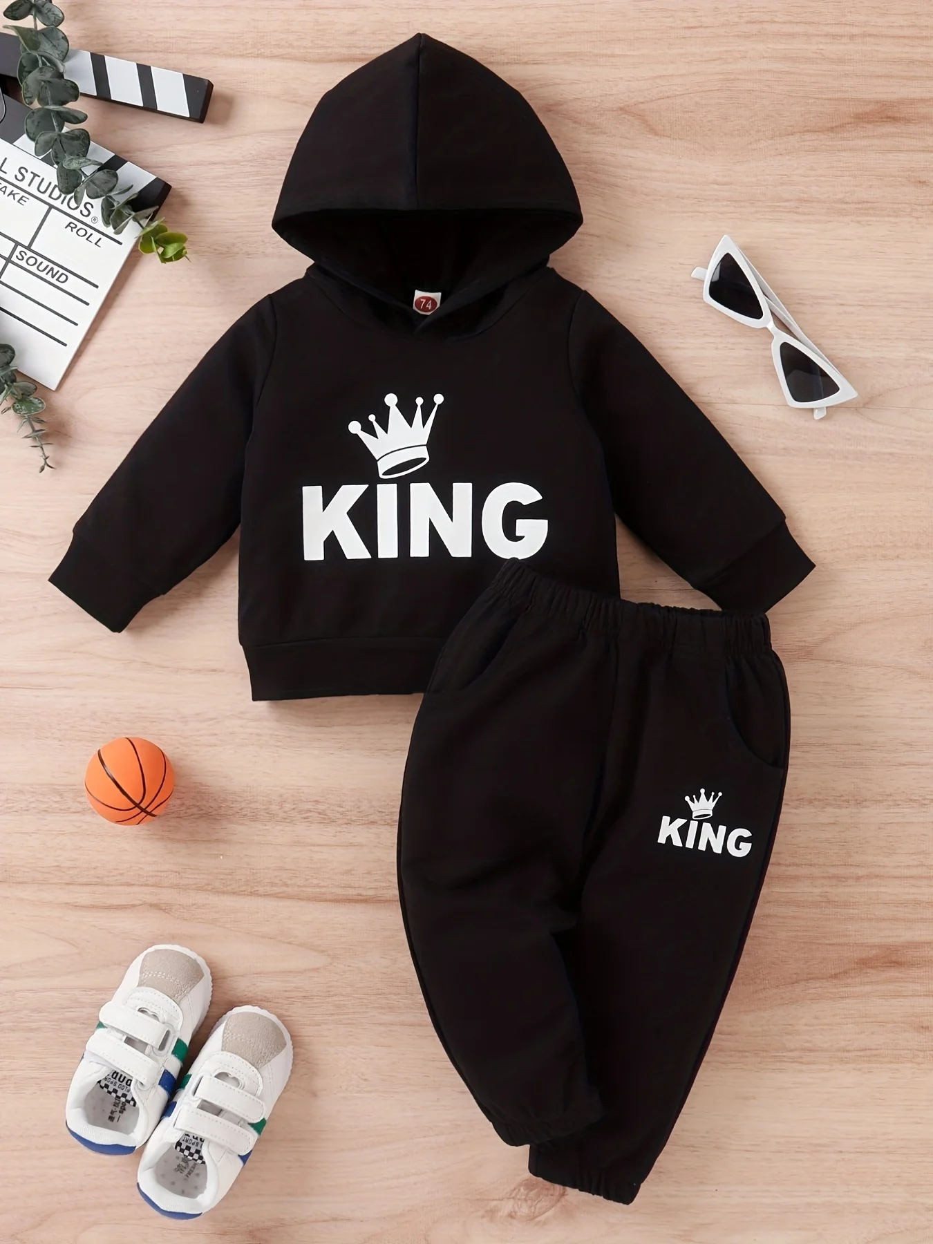 Spring and Autumn New Cute Boys KING Letter Printed Hooded Yellow Crown Zen Training Sweater Set