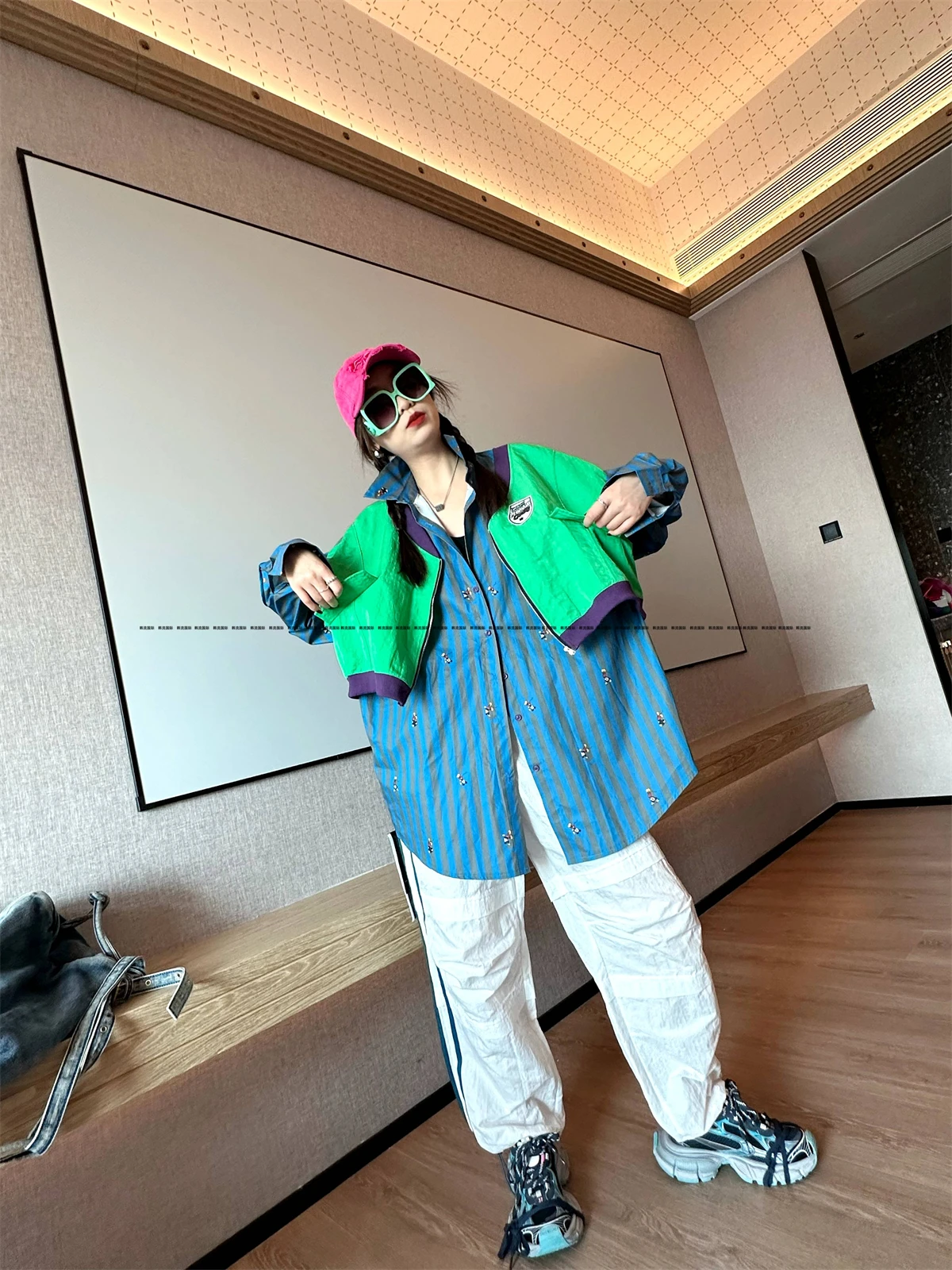 High-end Loose Striped Shirt for Women Mid-length Boy Friend Style Oversized Cartoon Patch Polo Neck Long Sleeve Shirt for Women