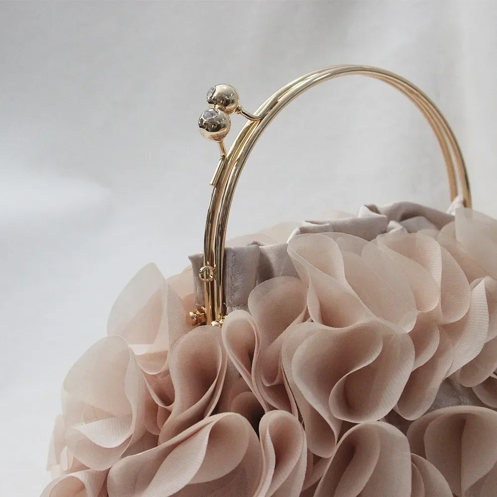 Hot Sale Evening Bag Flower Bride Small Purse Full Dress Party Handbag Wedding Wallet Women Floral Chain Lady Clutches 2024