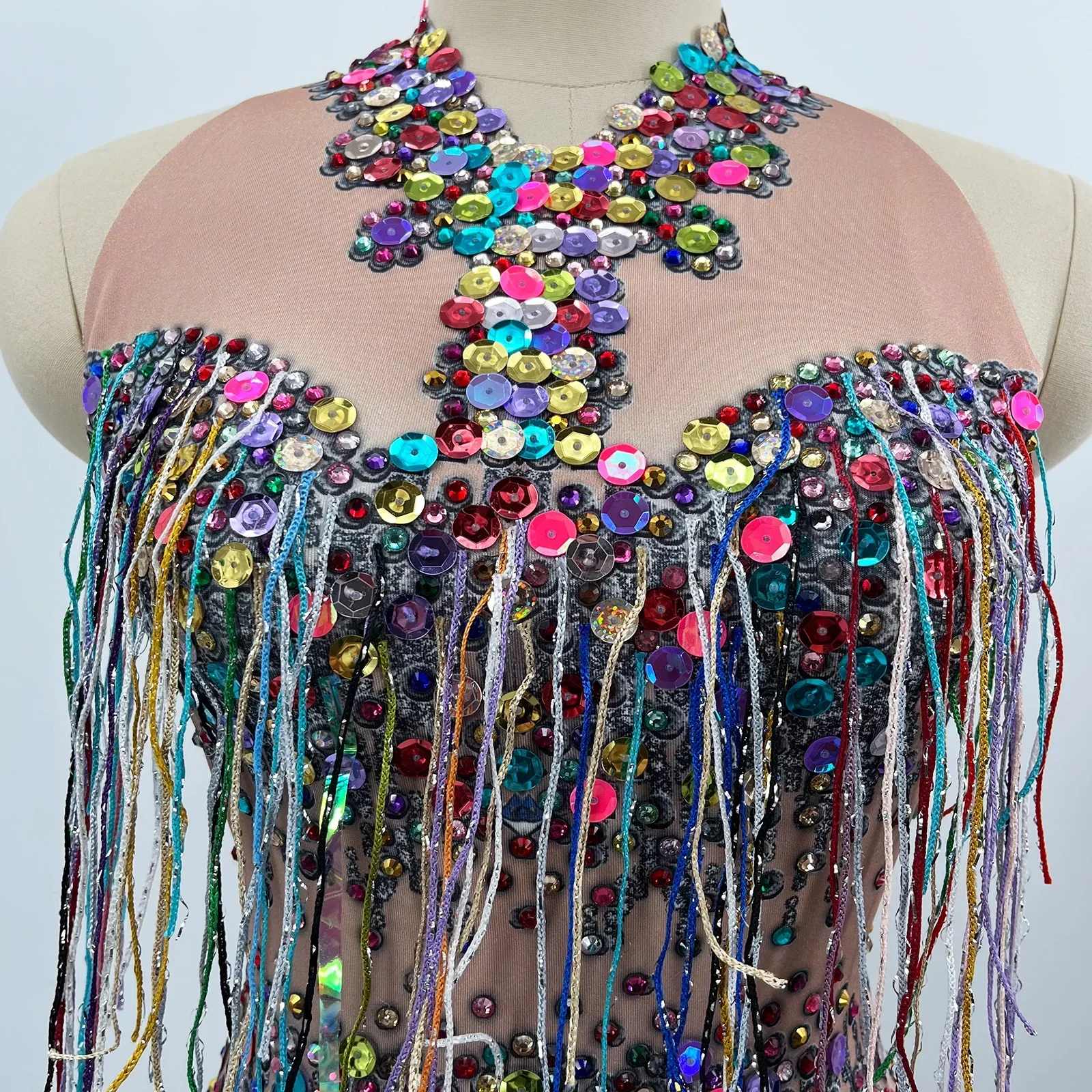 ใหม่ผู้หญิงเลื่อมบอดี้สูทพู่สีสัน Rhinestone เซ็กซี่นักร้องนักเต้นแสดงเวที club Party วันเกิดสวมเครื่องแต่งกาย