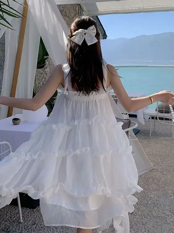 Kuchen Kleid unregelmäßige Mesh Spitze plissiert Fee Kleid Urlaubs kleid Frau lässig Strand weiß Kleid weiß Fee Rock