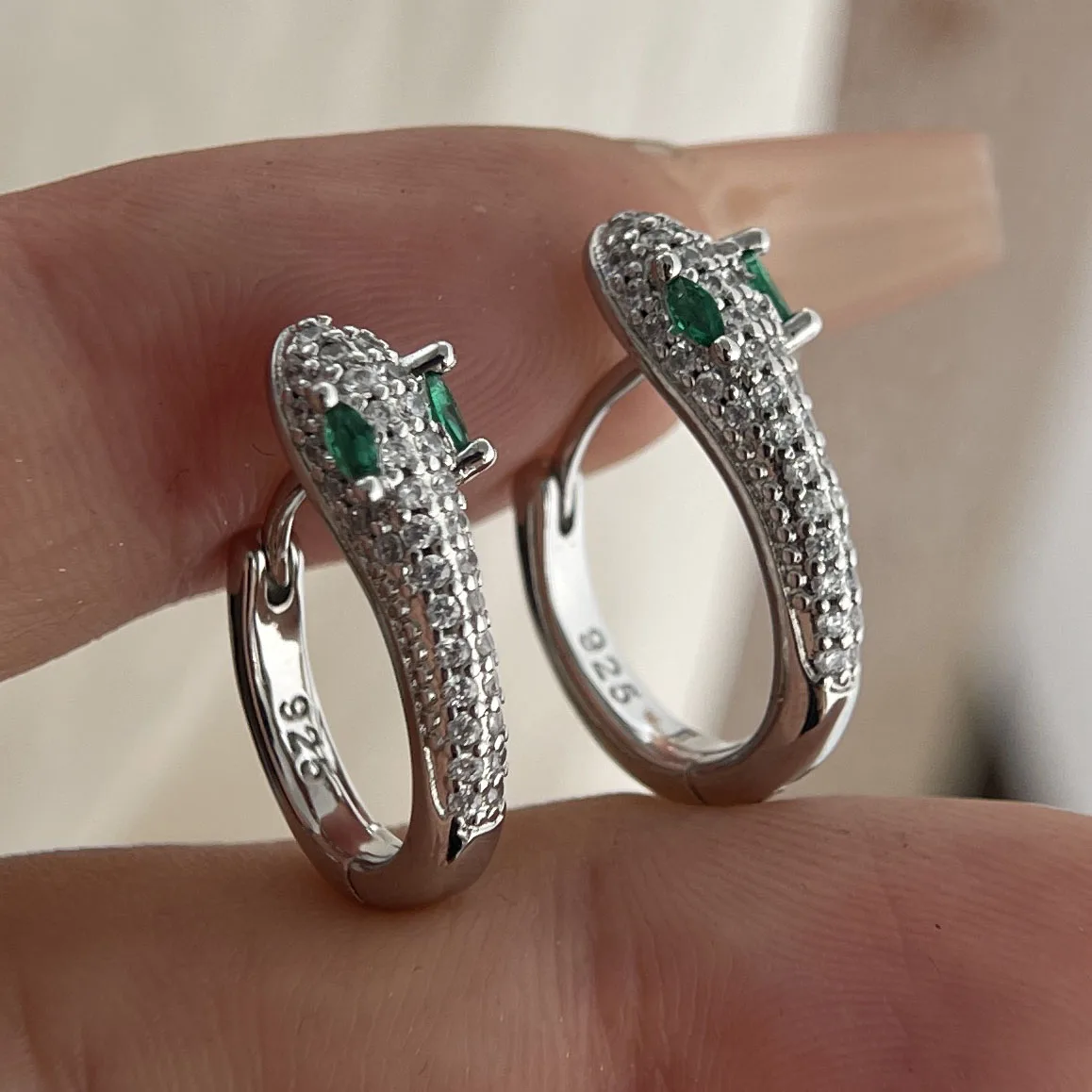 

925 Sterling Silver Vintage Earrings For Women Simple Snake Zircon Earring Jewelry Prevent Allergy Party Accessories Gift