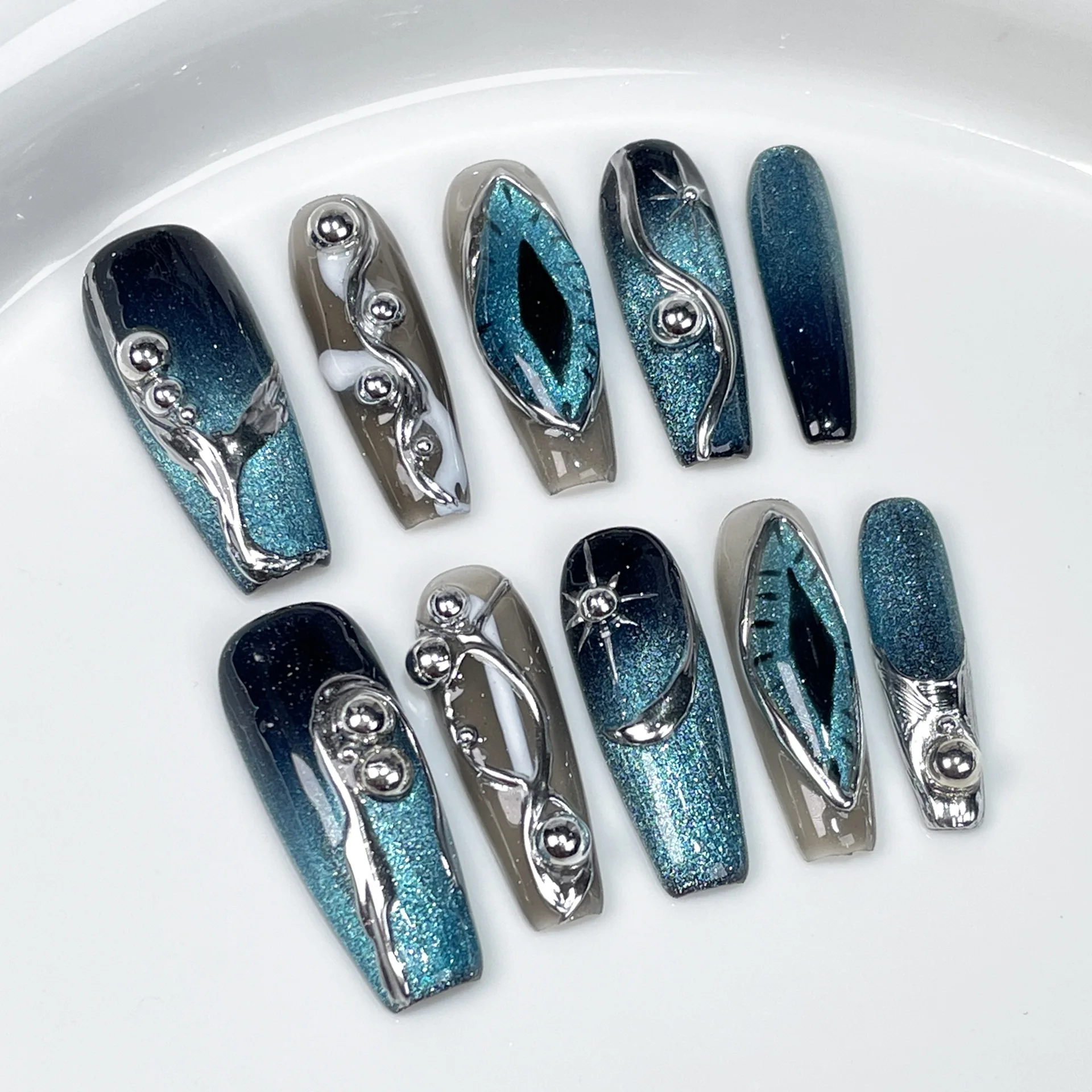 10 pièces longue cercueil presse sur ongles avec 3D oeil de chat conception Punk Cyber épice Nail Art métallique couverture complète acrylique manucure ongles conseils