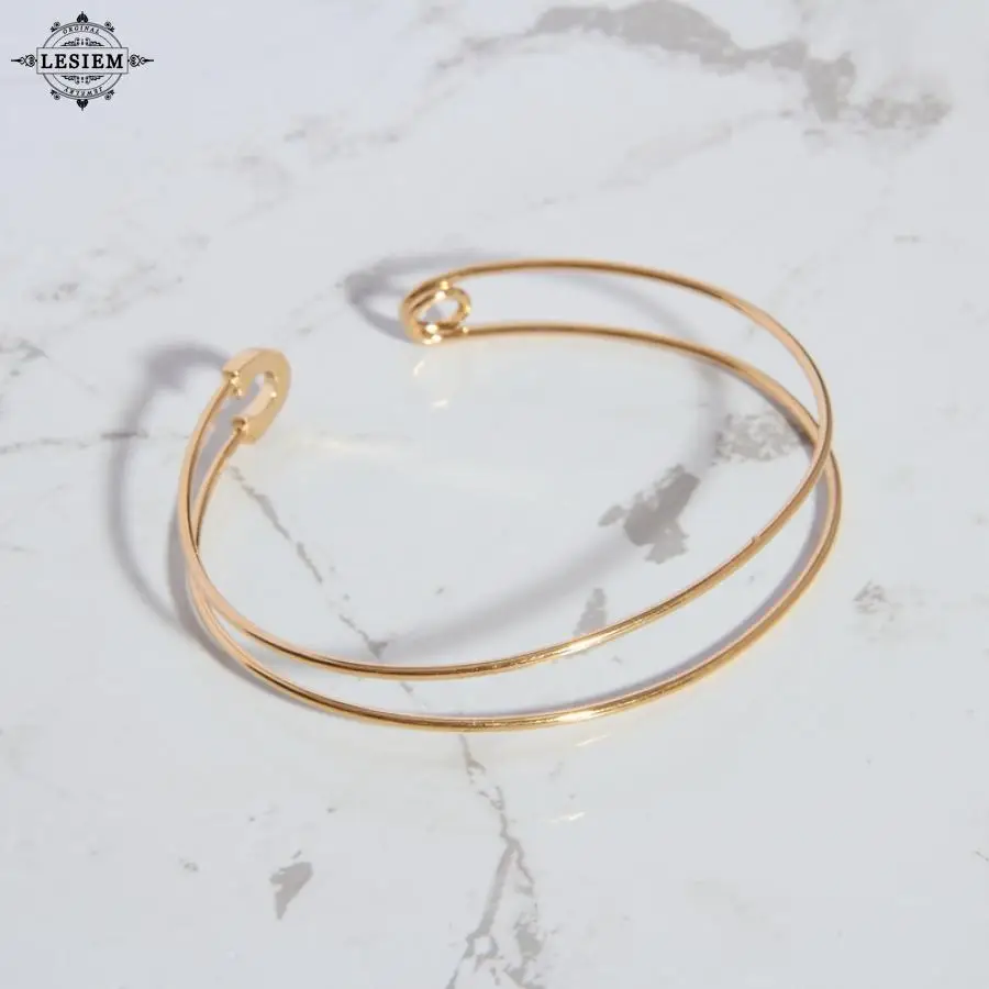 LESIEM Hot Selling Gold Plated Gentlewoman charms bangle Pin shaped open bangle Wedding Bracelet jewelry display