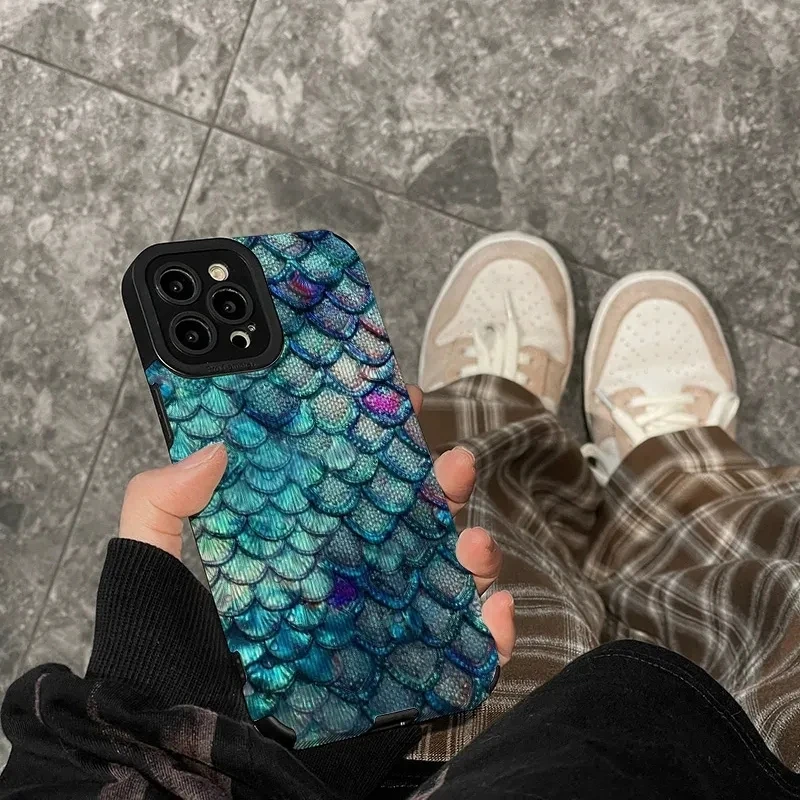 Beautiful Gradient Blue Fish Scales Phone Case For iPhone 15 14 13 11 12 Pro Max 14 15plus X XR XS Max XR 7 8 Plus Soft Cover