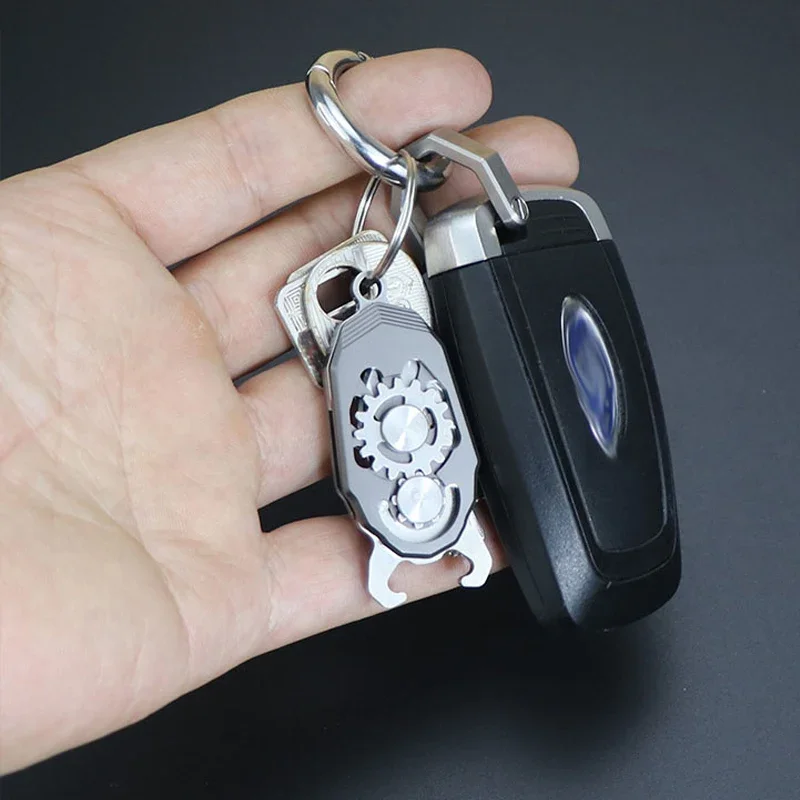 1PCS Creative Multi-function Gear Knife Stainless Steel Portable Portable Mini Folding Knife Outdoor Camping Travel Gadget