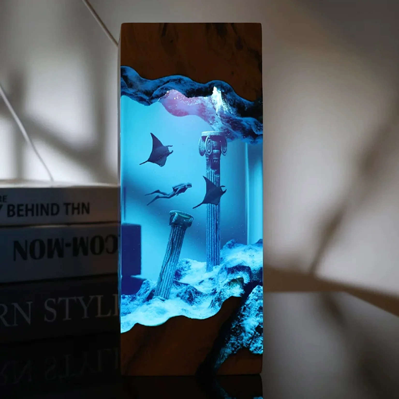 Lampada Notturna Manta Ray, Or - Resin Art Decoration Items recensione e prezzo