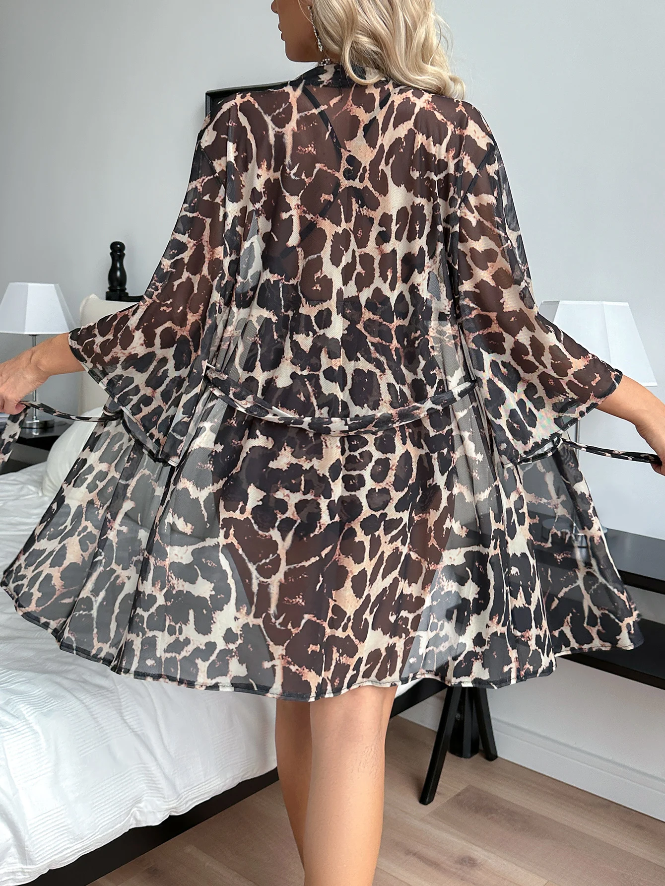 Leopard Print Short Nightgown Mesh Kimono Sheer Bath Robe Sexy Bathrobe Peignoir Femme Wedding Bride Bridesmaid Robe