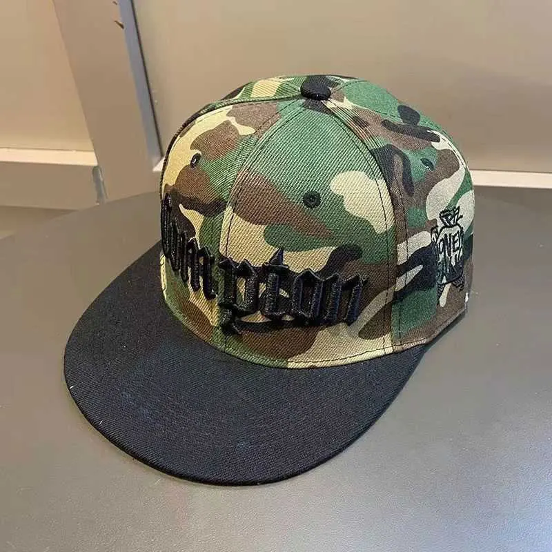 Unisex Army Camo Snapback Hat Hip Hop Style Colorful Adjustable Baseball Cap Amazon.com: UltraKey Flat Brim Cap, Army Military Camo  main image 4