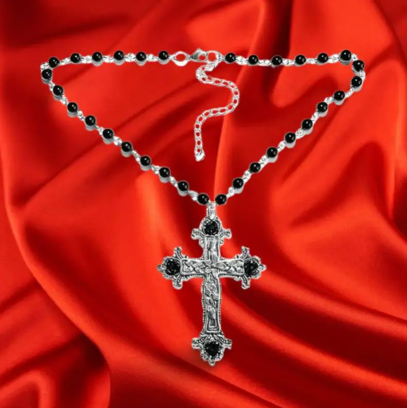 

2022 Large Detailed Cross Drill Pendant Jewel Necklace Black Rosary Gothic Punk Jewellery Fashion Charm Statement Women Gift