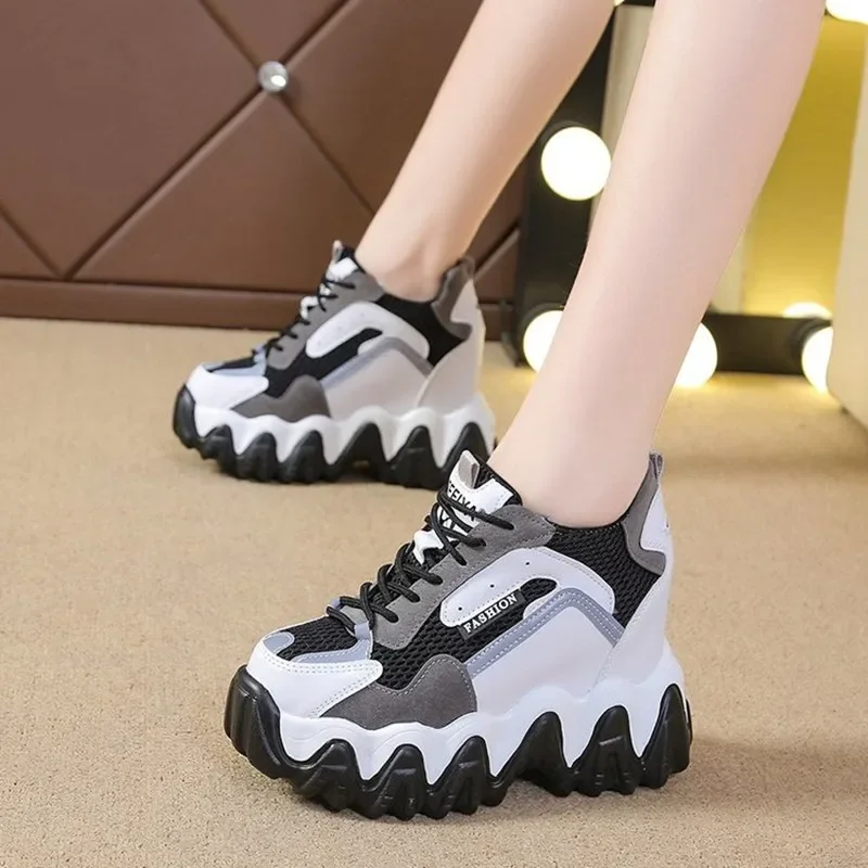 

Брендовые женские ботильоны на толстой подошве, осенняя роскошная повседневная обувь на платформе, женские ботинки на танкетке 10 см на высоком каблуке, женские кроссовки