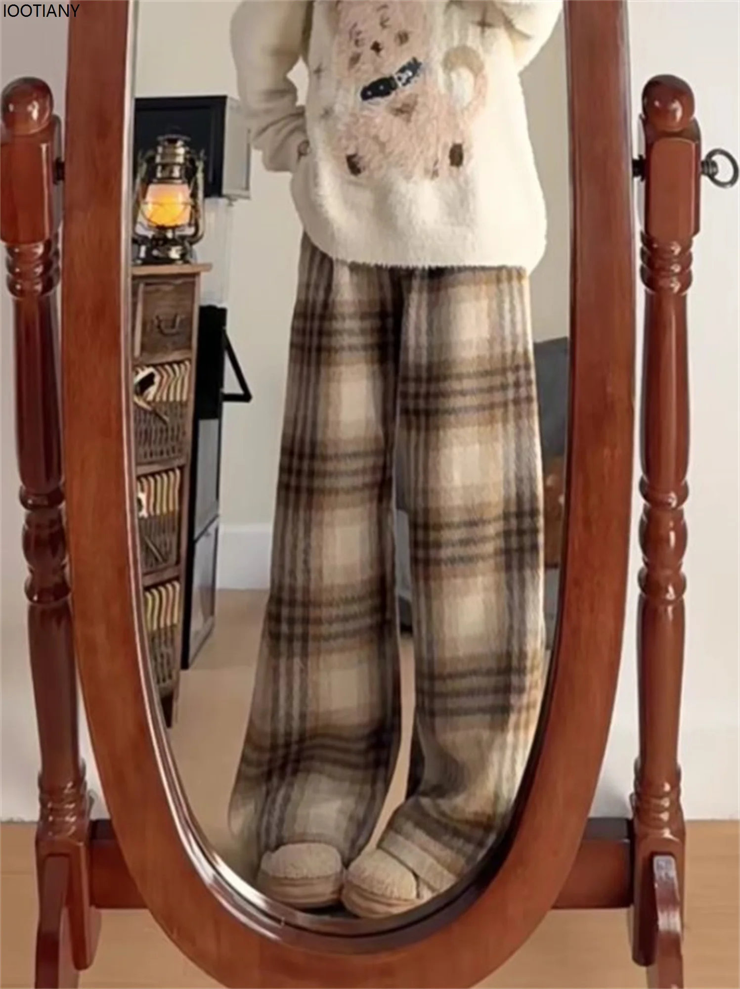 Fashionable Thermal Fleece-lined Trousers Women's Checkered Wide-leg Trouser Korean-style Streetwear Casual Floor-length Pant