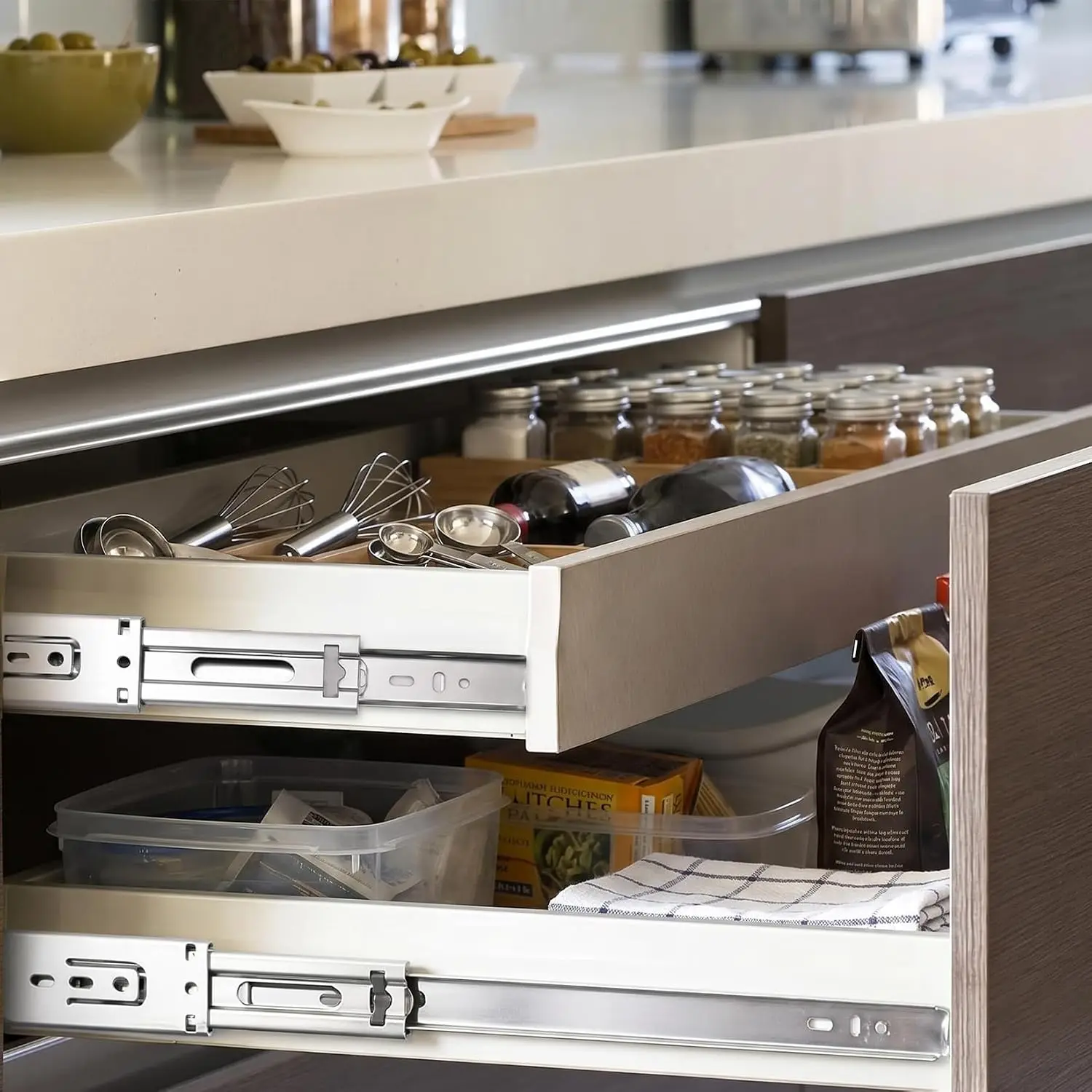 2PCS 22 Inch Stainless Steel Drawer Slides 100 LB Capacity Soft Close Drawer Track Rail Sliding Full Extension Cabinet Cupboard Drawer Runners Furniture Hardware ﻿