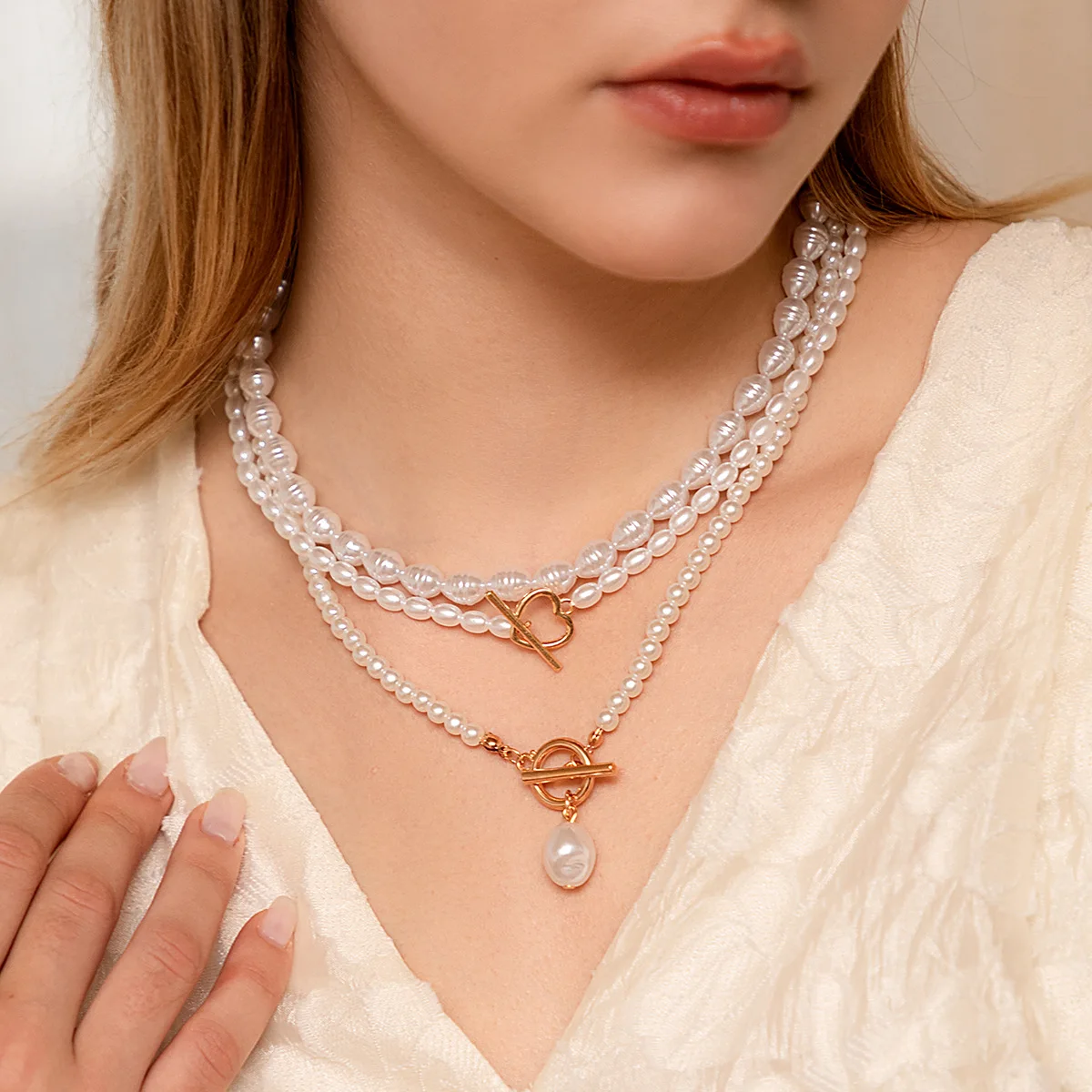 Exquisite jewelry stacked with beads heart-shaped diamond-filled French necklace elegant multi-layered rice-shaped jewelry