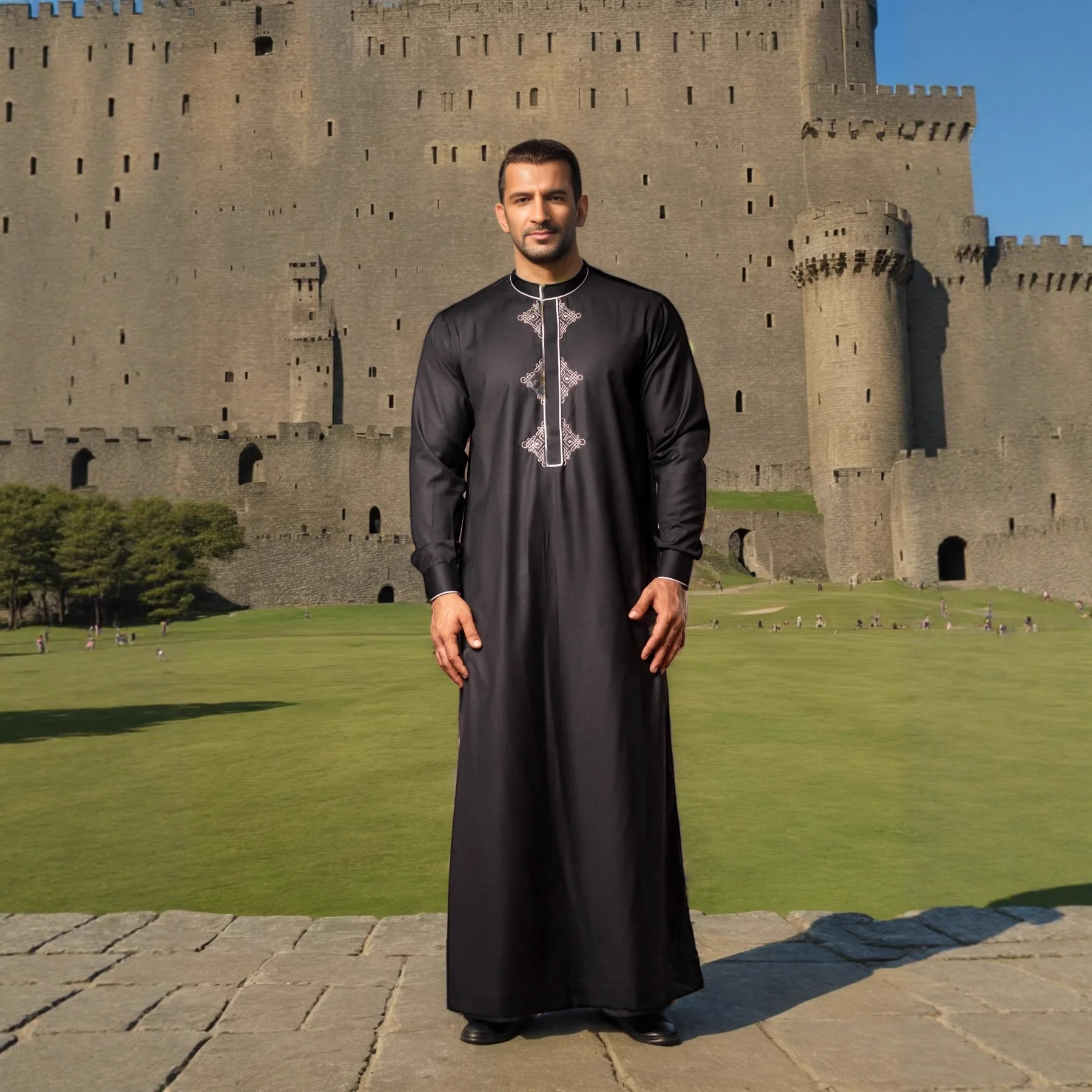 

Новая мужская мусульманская роба с длинным рукавом, вышивкой, воротником-стойкой и лентами, исламская роба в саудовском стиле, роскошная элегантная роба из Дубая