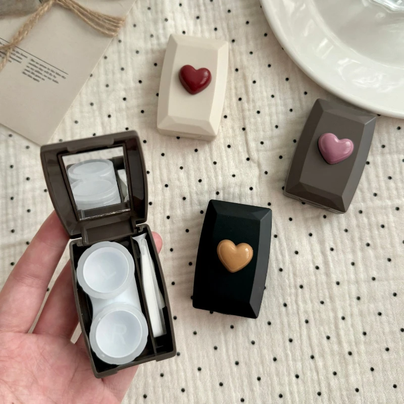Travel Video Accessories - Hartvormig etui voor contactlenzen met spiegel