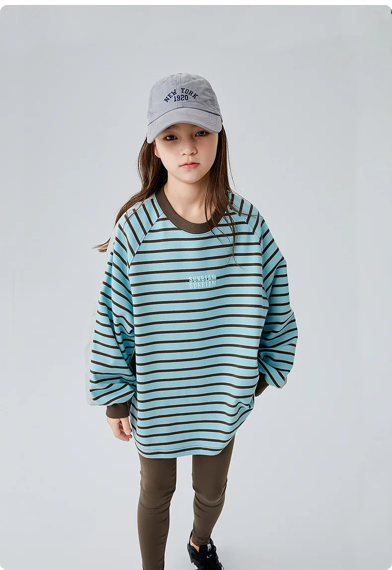 

Baby Girl Top Girls Hoodie 2024 New Spring and Autumn Clothing Loose Striped Splicing Long-sleeved Top Letters All Match