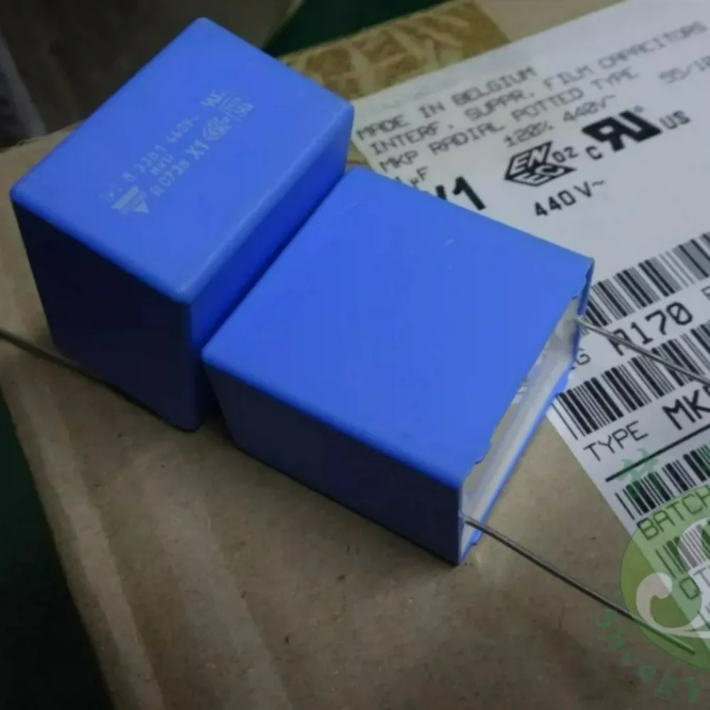 

BC MKP338 1.0uf 440vAC 1u0 1uf 105 X1 Brand New 27.5mm Film Capacitor 22223381410