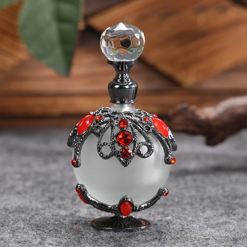 

Retro Beaded Round Metal Glass Perfume Bottle Empty Refillable 25ml Frosted black Red Fragrance Containers For Lady Women's Gift