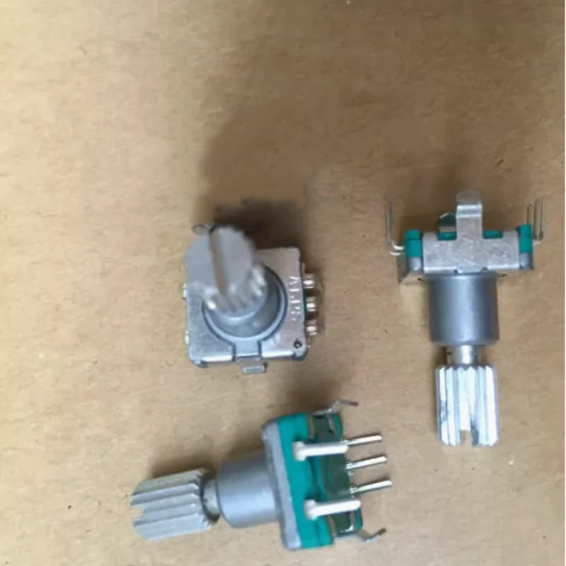 

ALPS11 metal shaft type EC11 series encoder with 30 positioning numbers and 15 pulse points with switch15MM 17MM flower shaft