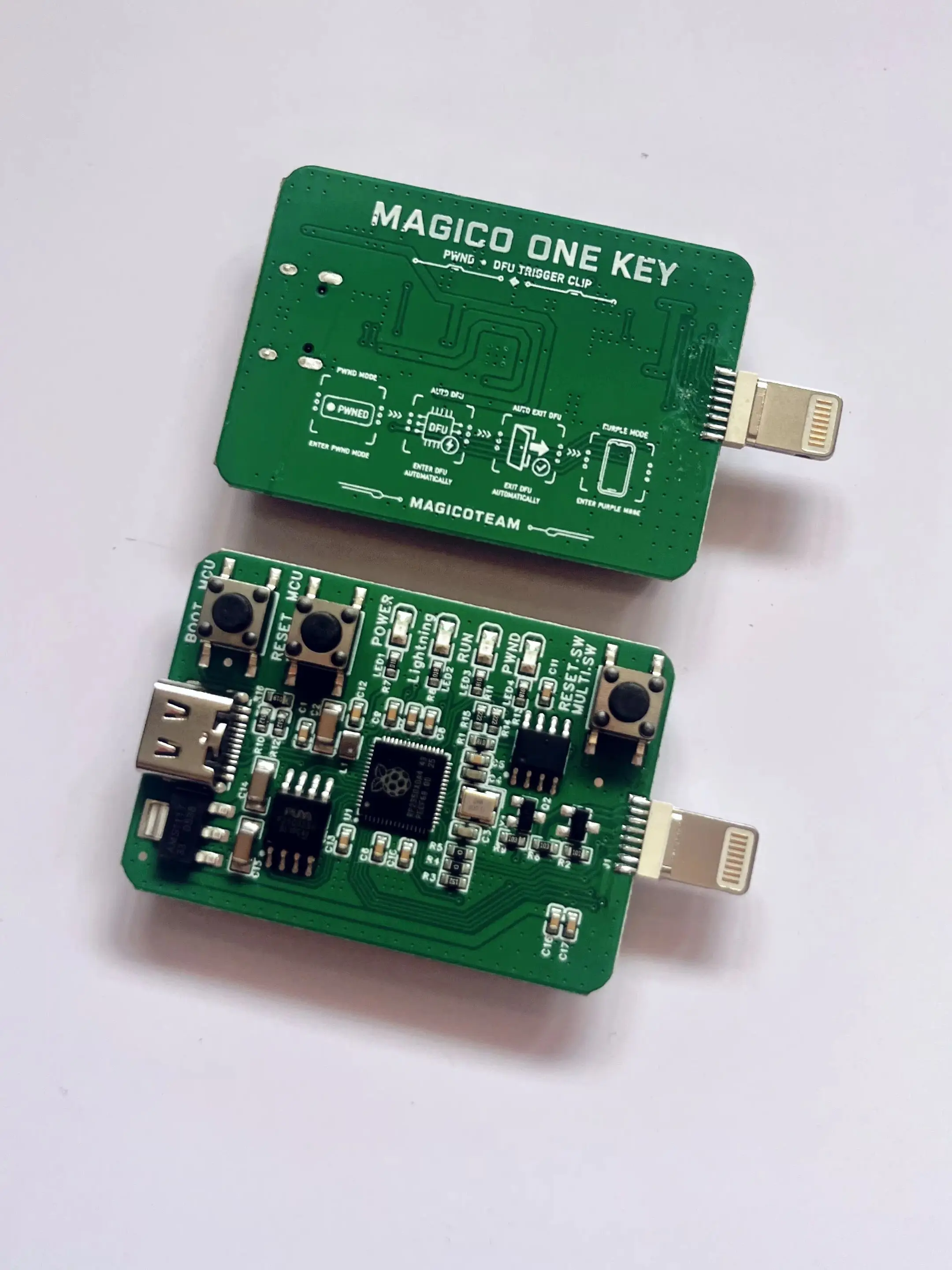 Magico DFU MANDO: RP2350A PRO Automatyczne narzędzie DFU do iPhone'a, umożliwiające wejście w tryb DFU / PWN — zdjęcie produktu 7