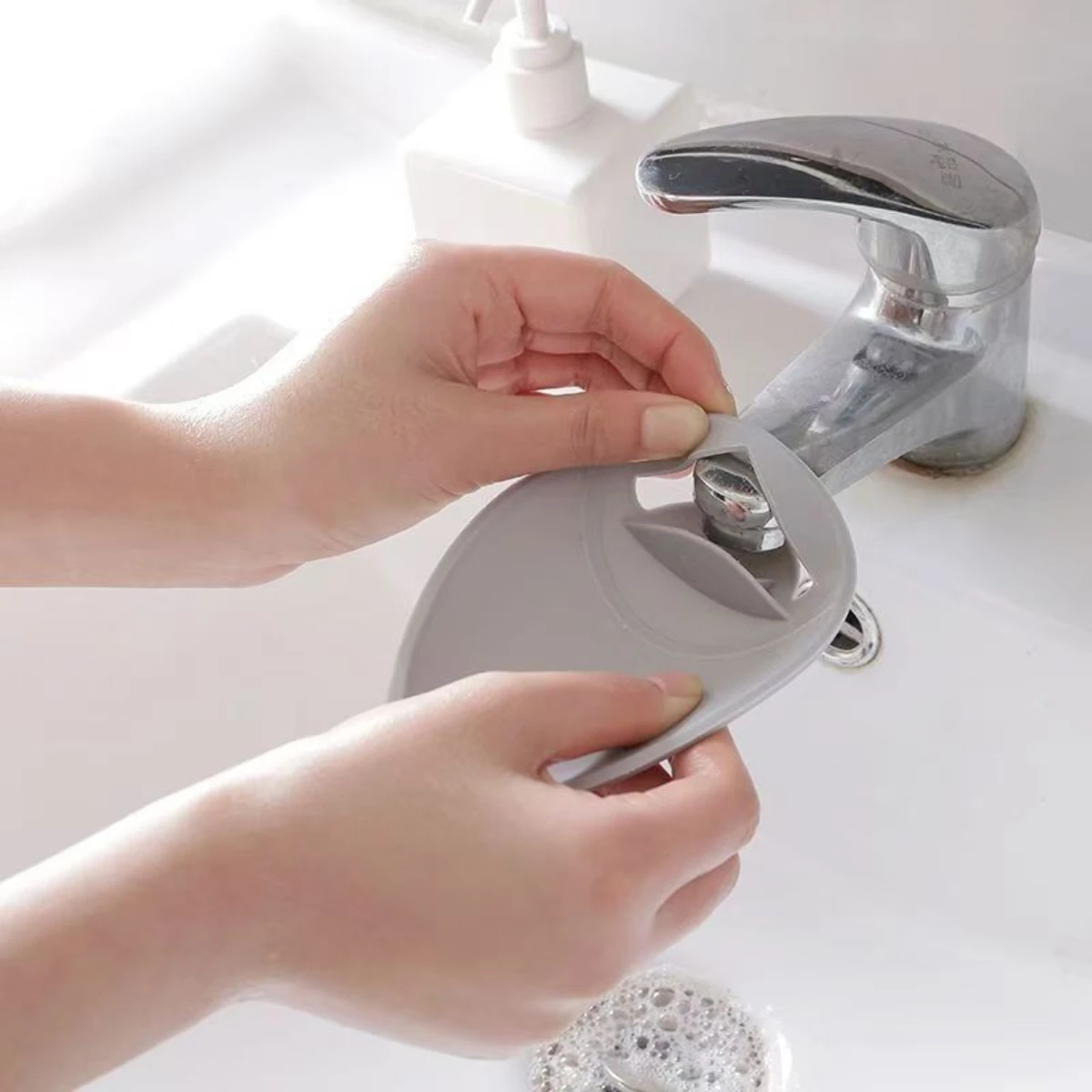 Faucet Extender, Children's Hand Washing Aid, Kitchen Faucet, Sink, Splash Proof Extender, Water Intake Extension